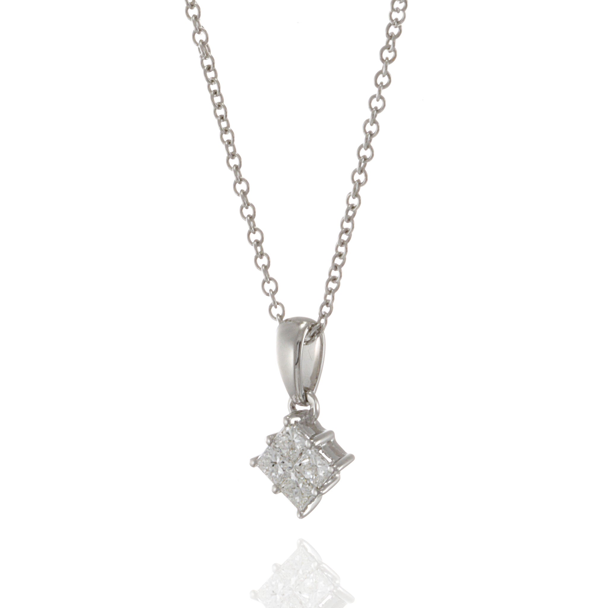 18KT White Gold Diamond Cluster Pendant Necklace