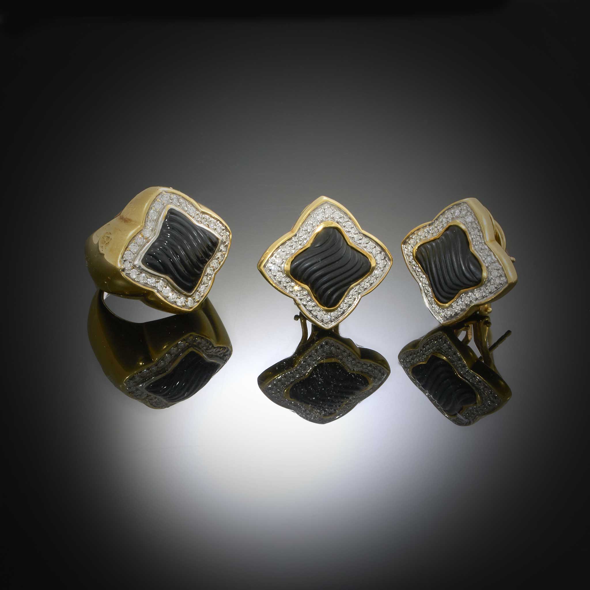 Vintage 18KT Yellow Gold David Yurman Black Onyx And Diamond Ring