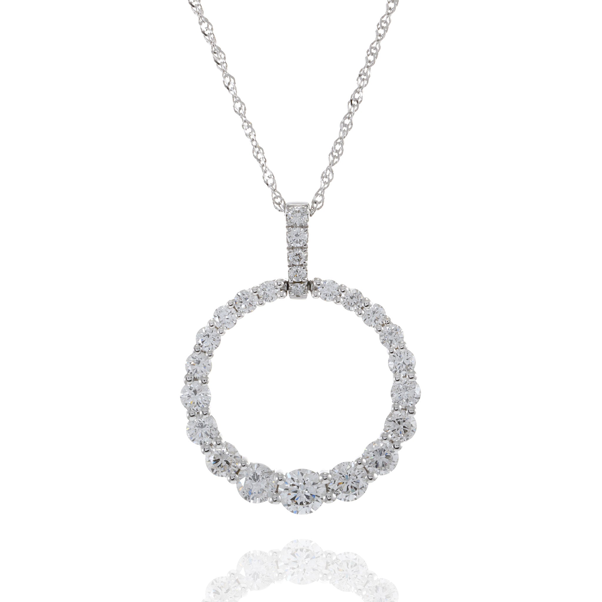 18KT White Gold Graduated Circle Diamond Pendant