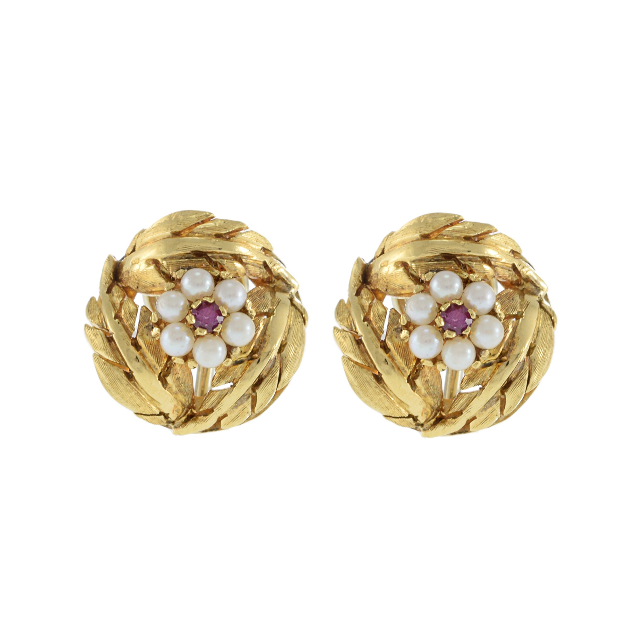 Vintage Retro Era 18KT Yellow Gold Leaf Pattern Earrings