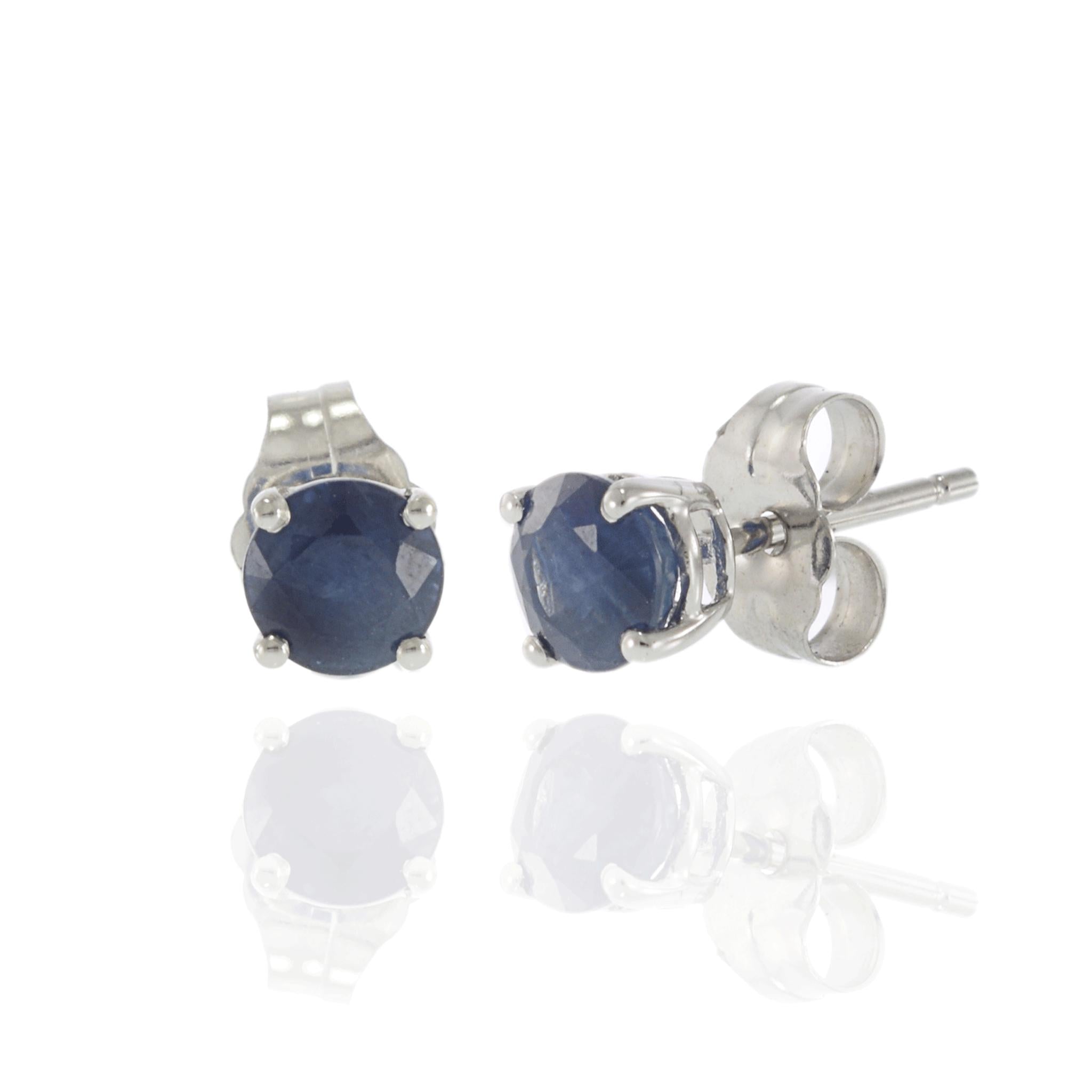 14KT White Gold Blue Sapphire Stud Earrings