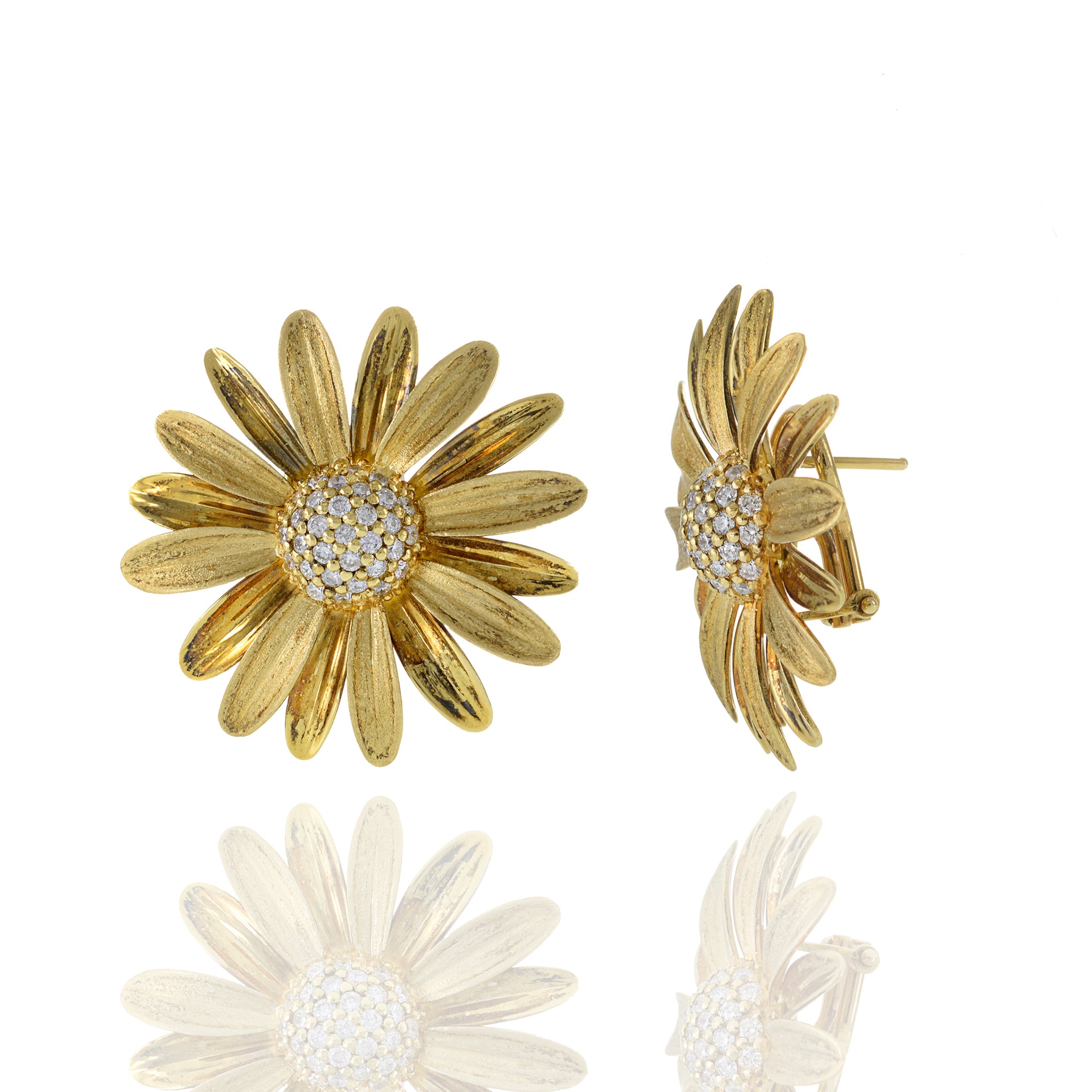 Vintage 14KT Yellow Gold Daisy Flower Diamond Earrings