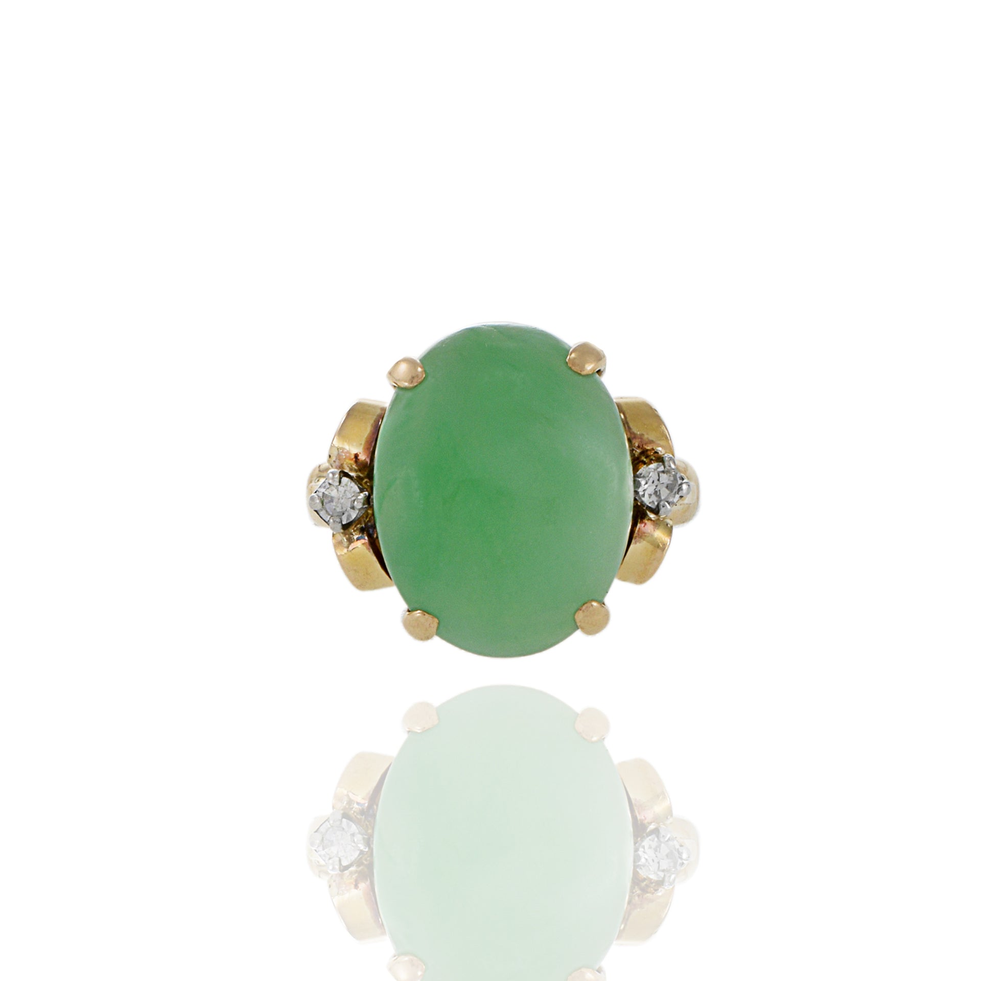 14KT Yellow Gold Retro Era Jade And Diamond Ring