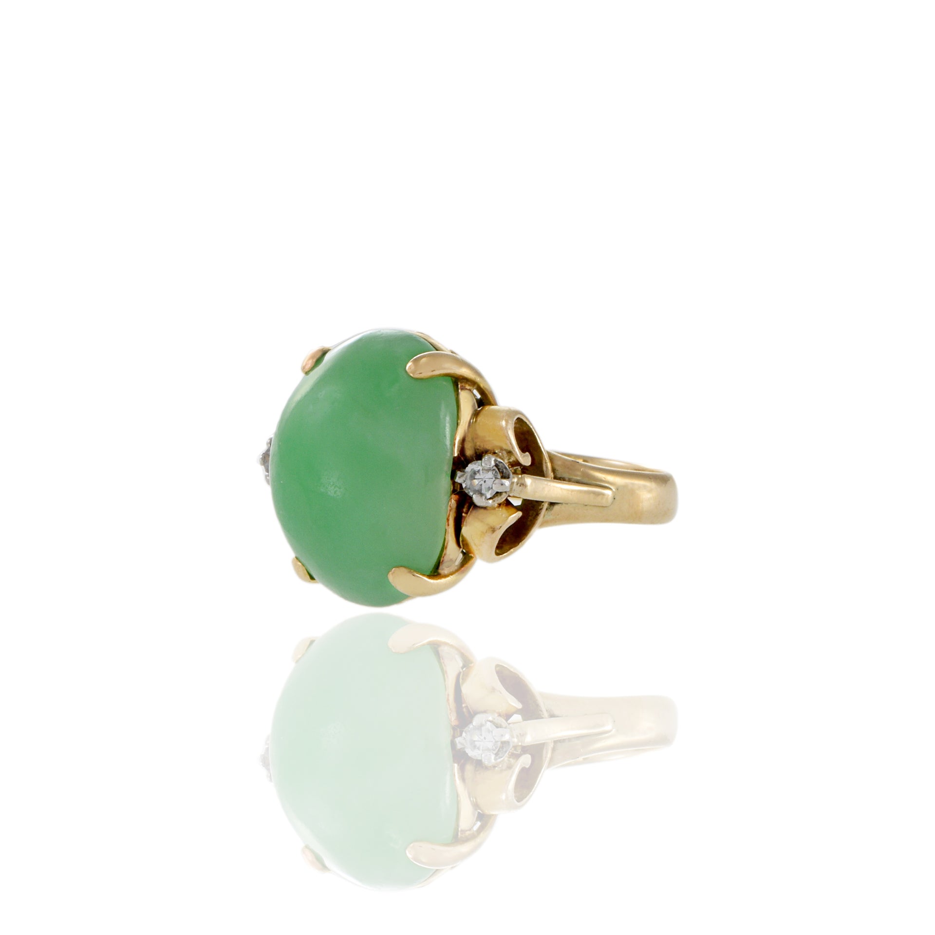 14KT Yellow Gold Retro Era Jade And Diamond Ring