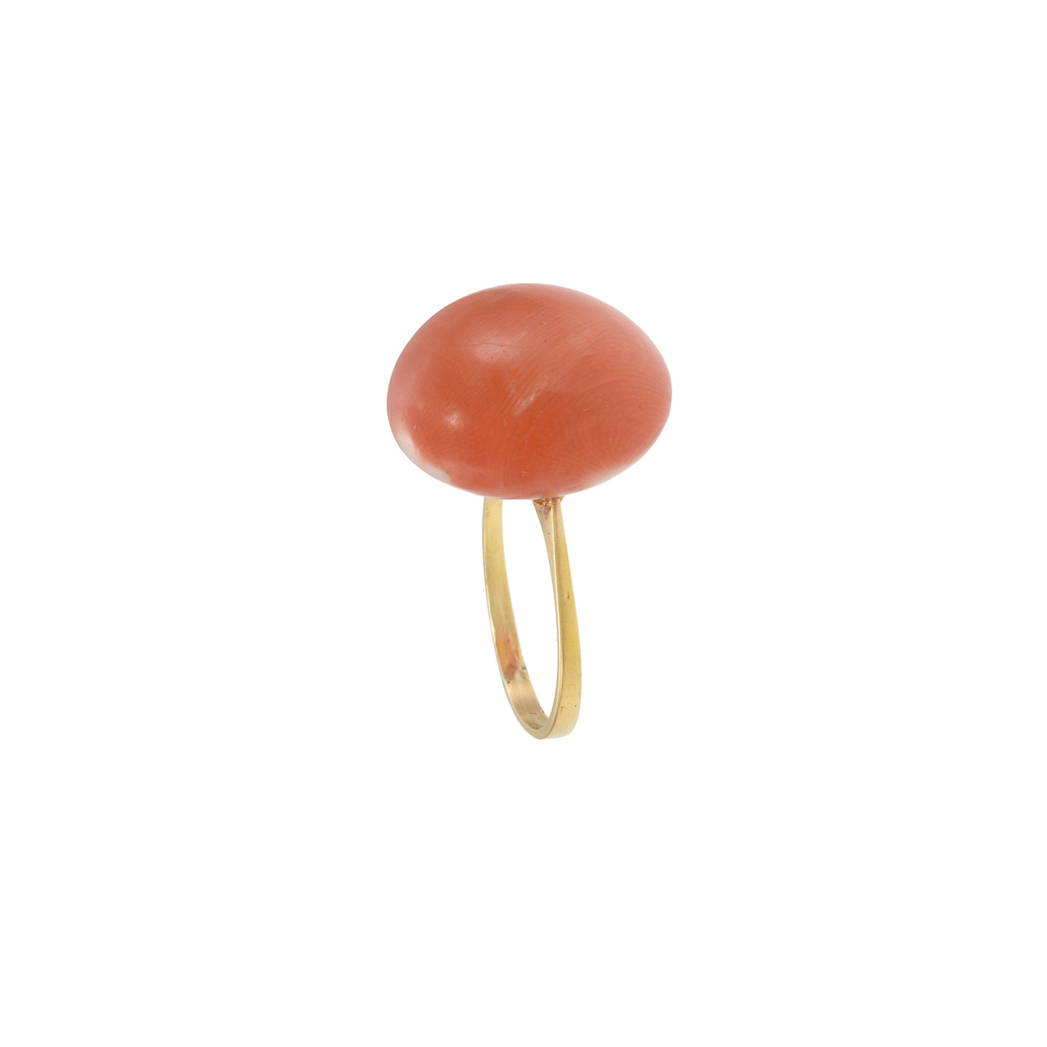 18KT Yellow Gold 1970s Fire Coral Cabochon Cocktail Ring