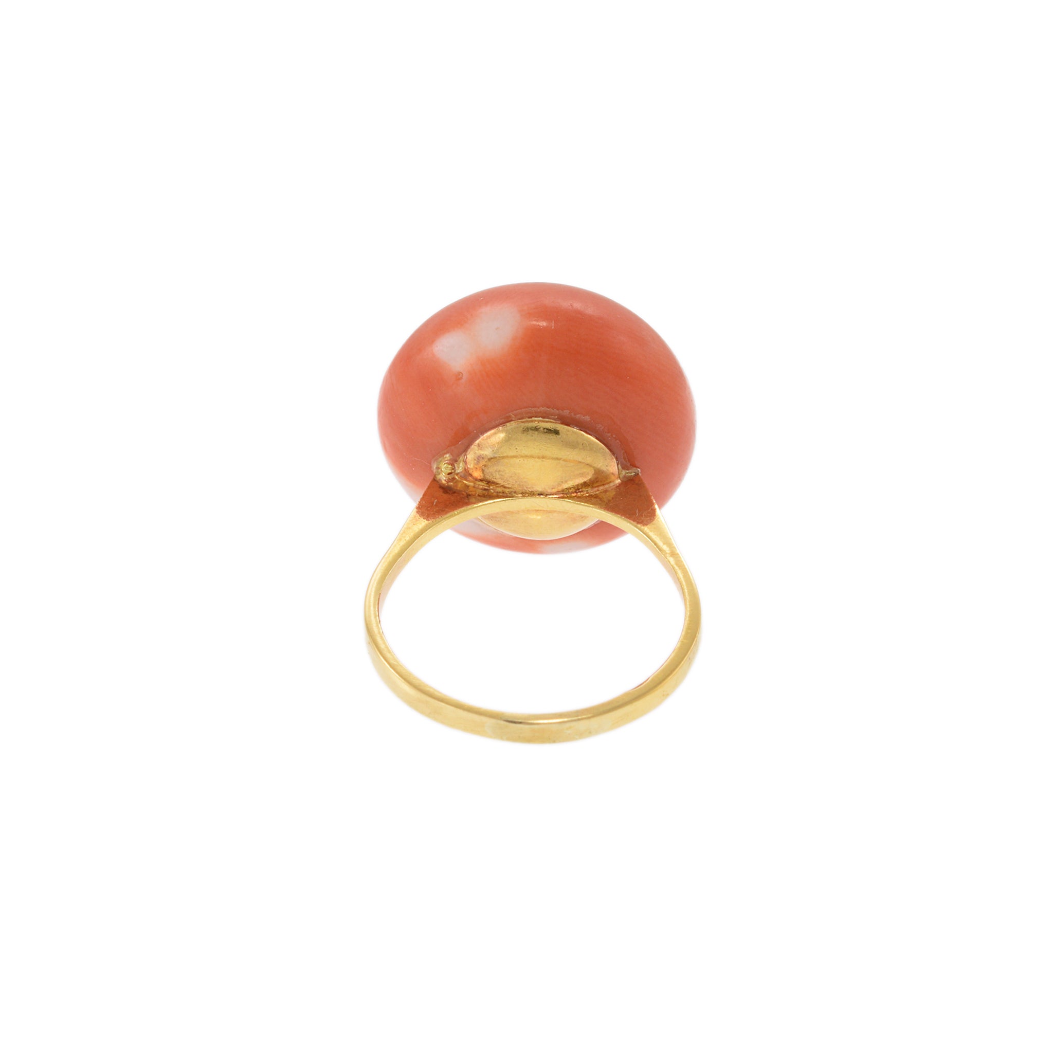 18KT Yellow Gold 1970s Fire Coral Cabochon Cocktail Ring