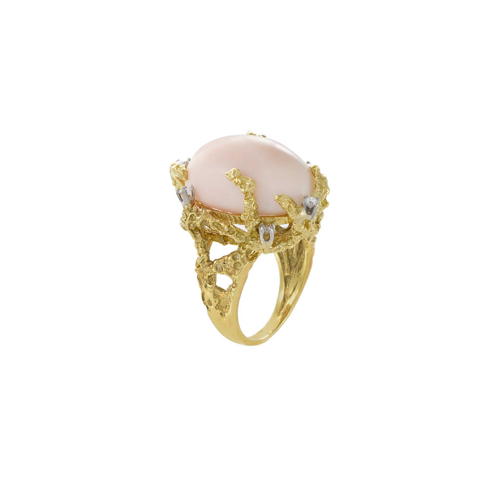 Retro Era 18KT Yellow Gold Angel Skin Coral And Diamond Ring