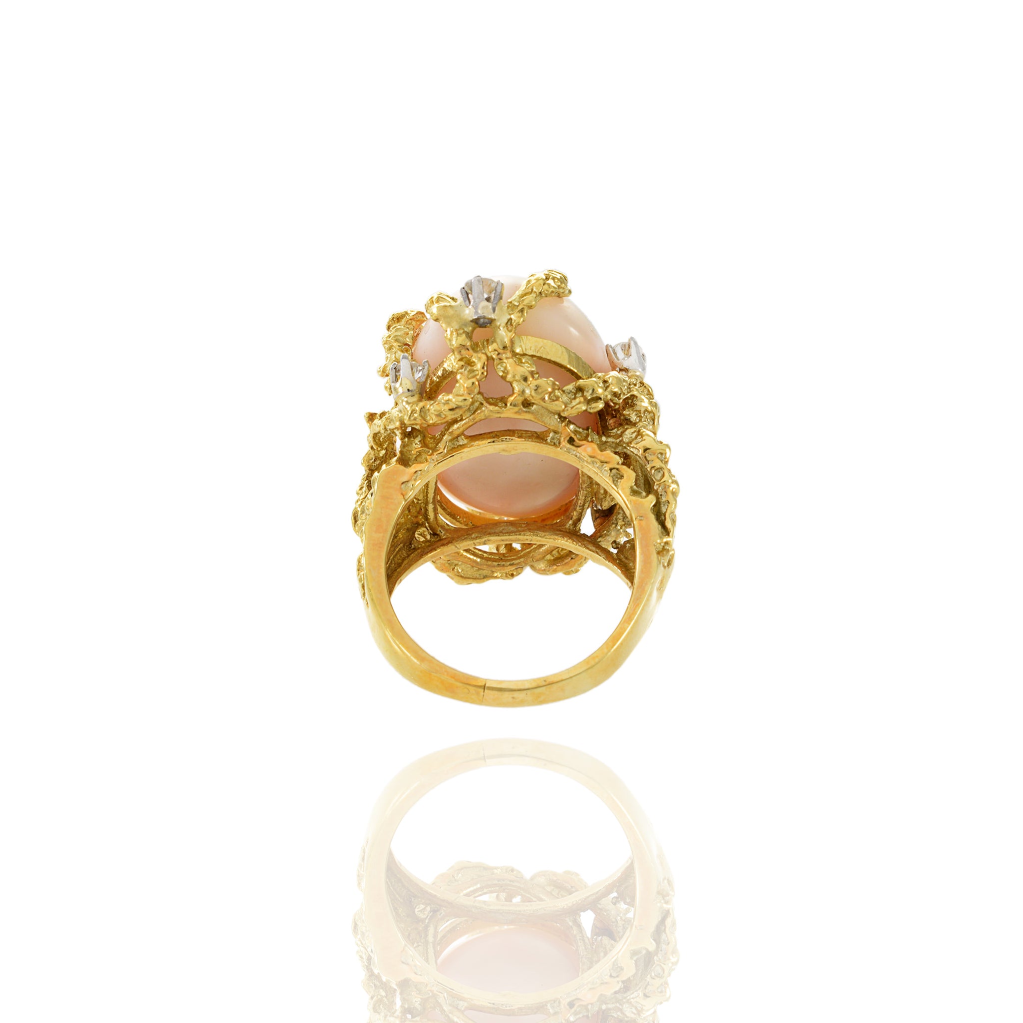 Retro Era 18KT Yellow Gold Angel Skin Coral And Diamond Ring