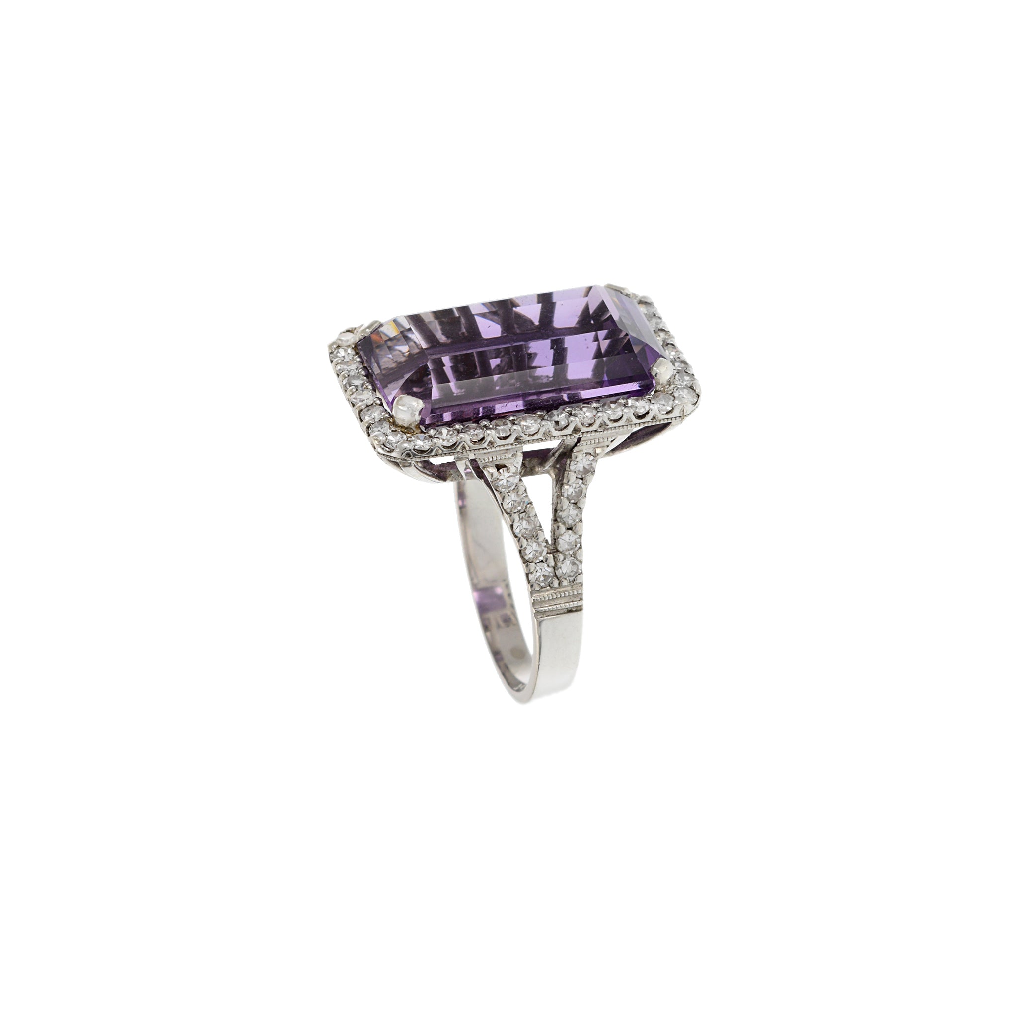 Estate 1940s 18KT White Gold Amethyst And Diamond Ring