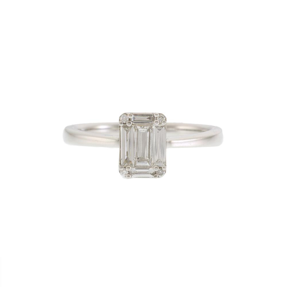 18KT White Gold Rectangular Cluster Diamond Ring