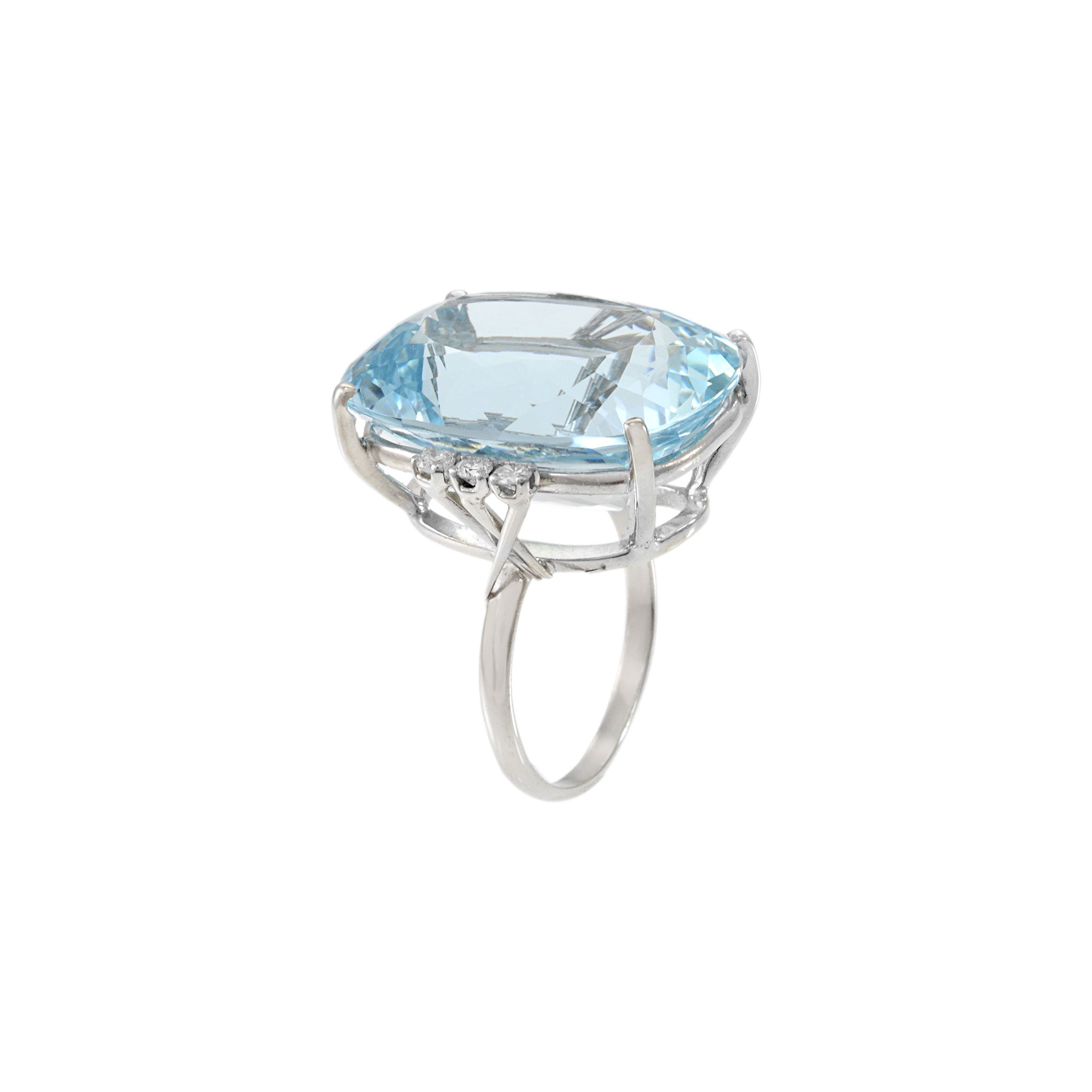 Estate Retro Era 18KT White Gold Natural Aquamarine And Diamond Ring