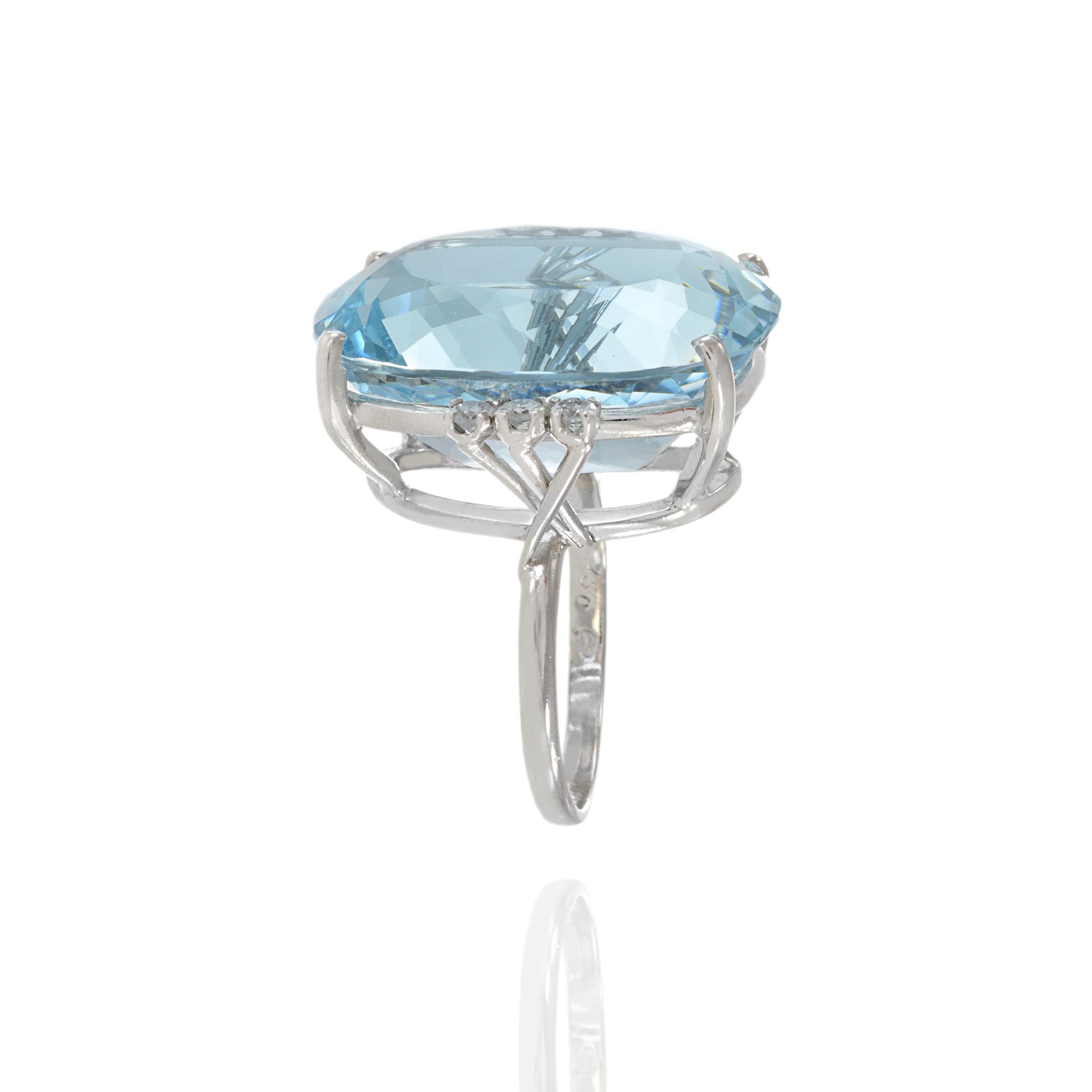 Estate Retro Era 18KT White Gold Natural Aquamarine And Diamond Ring