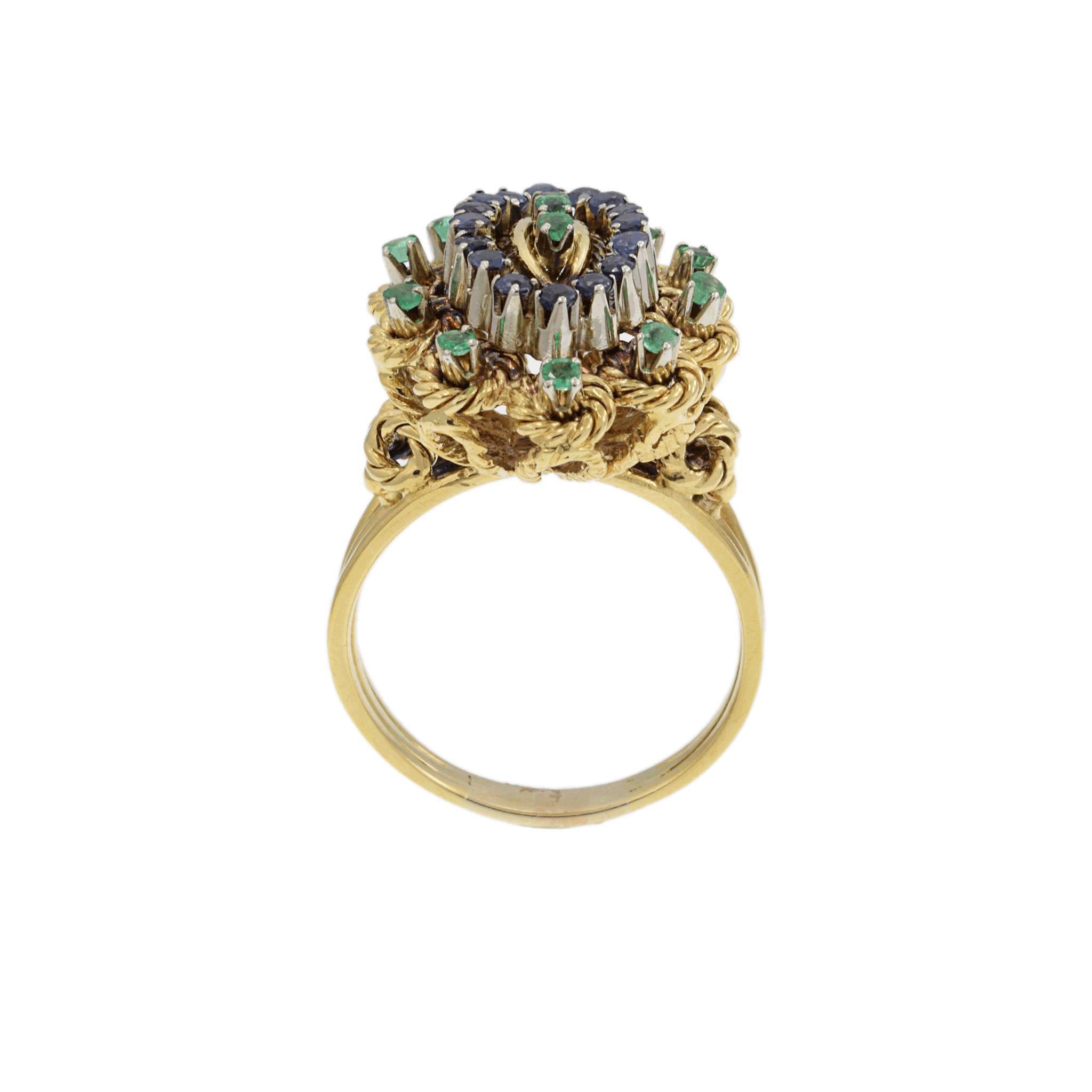 Vintage Retro Era 18KT Yellow Gold Emerald and Sapphire Ring