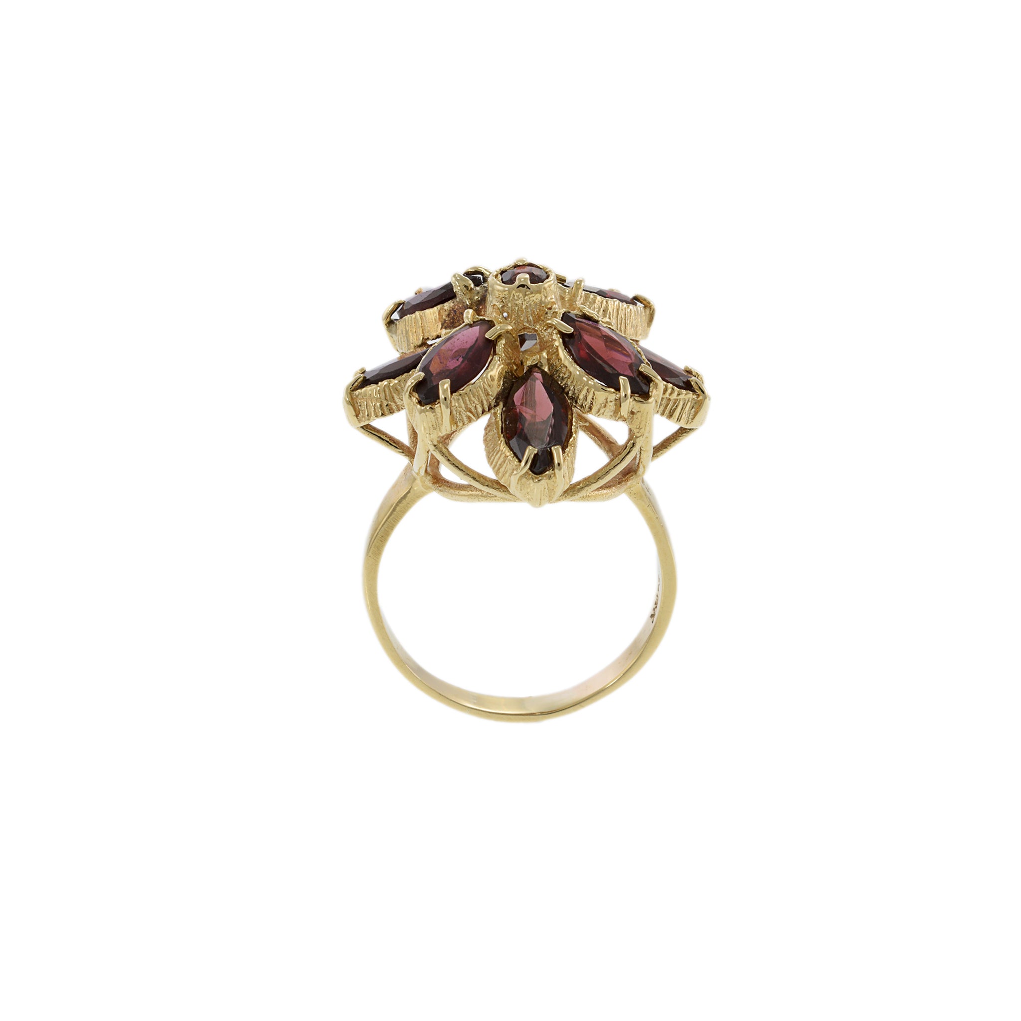 14KT Yellow Gold Retro Era Red Garnet Cocktail Ring