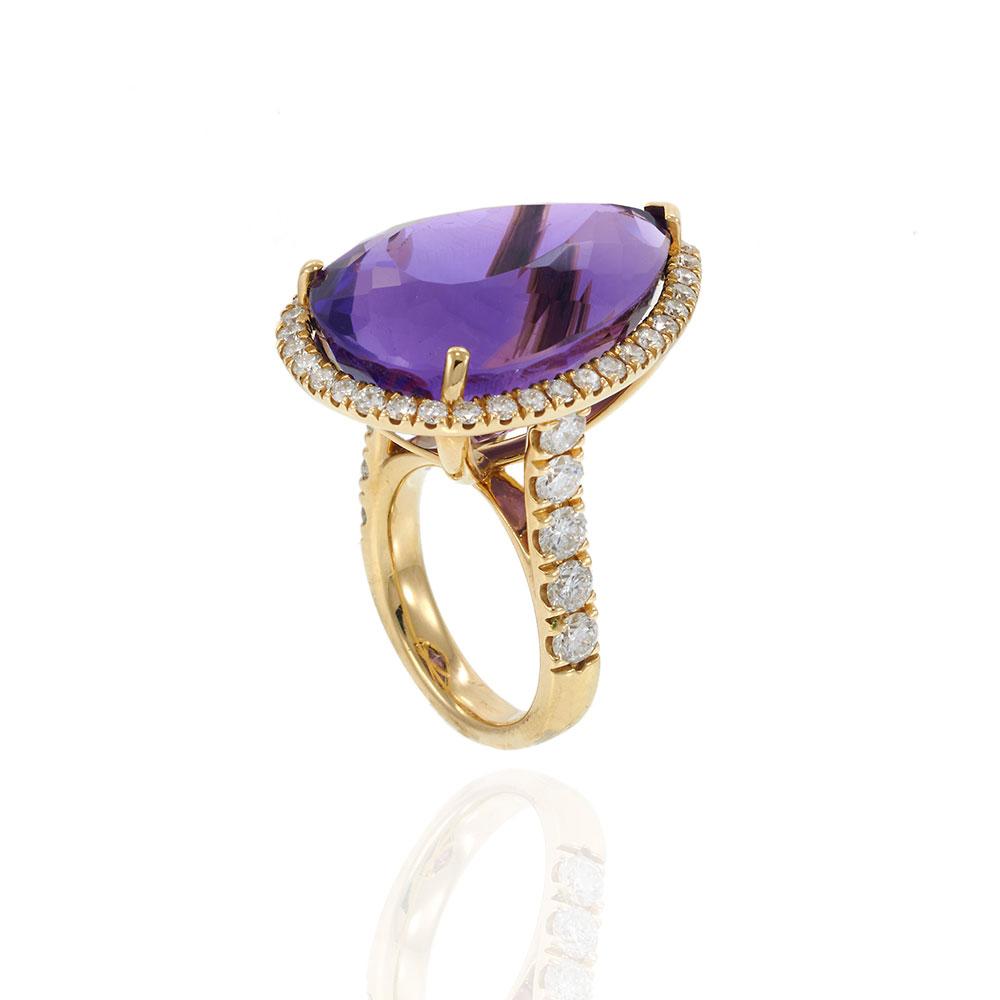 Ring14KT Yellow Gold Pear-Shaped Amethyst and Diamond Halo Ring