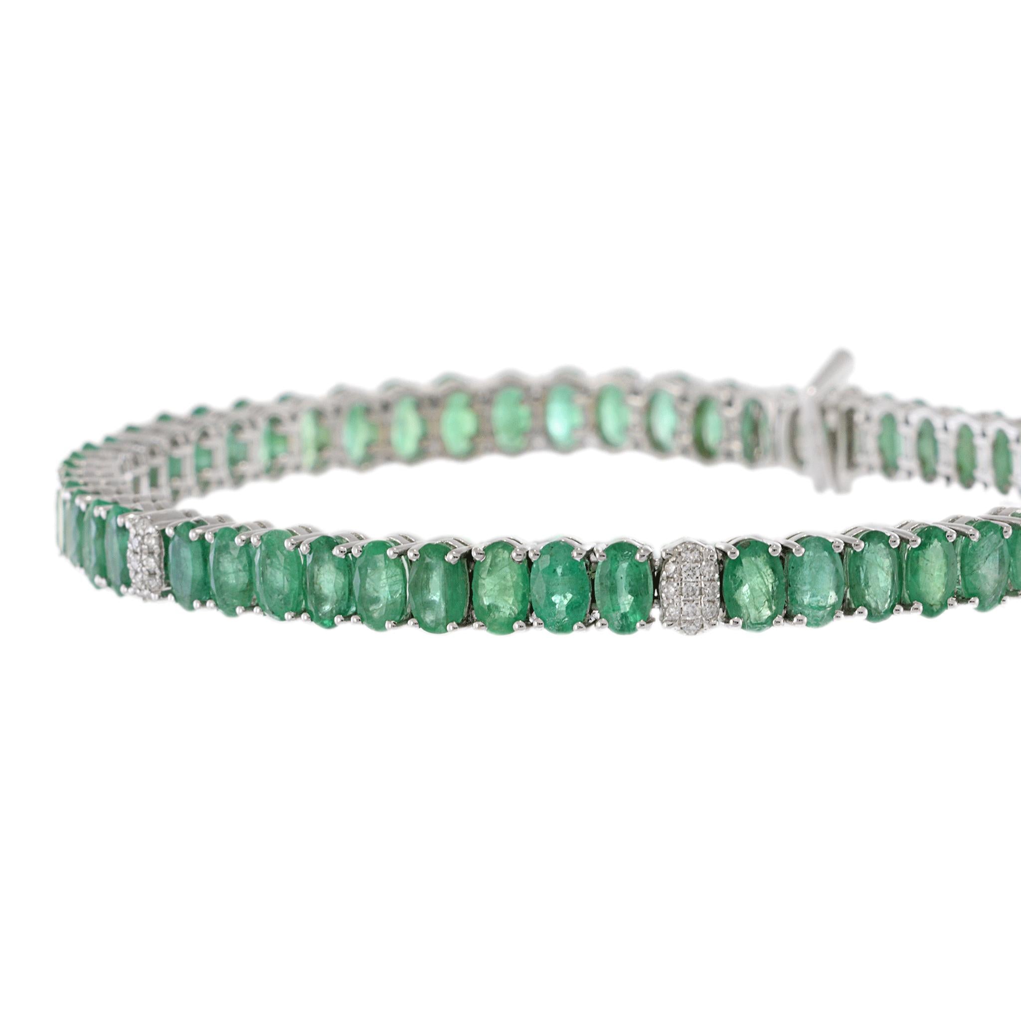 18KT White Gold Emerald and Diamond Bracelet