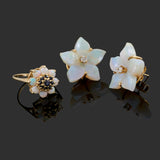 Vintage 1970s 14KT Yellow Gold Opal and Blue Sapphire Cluster Ring