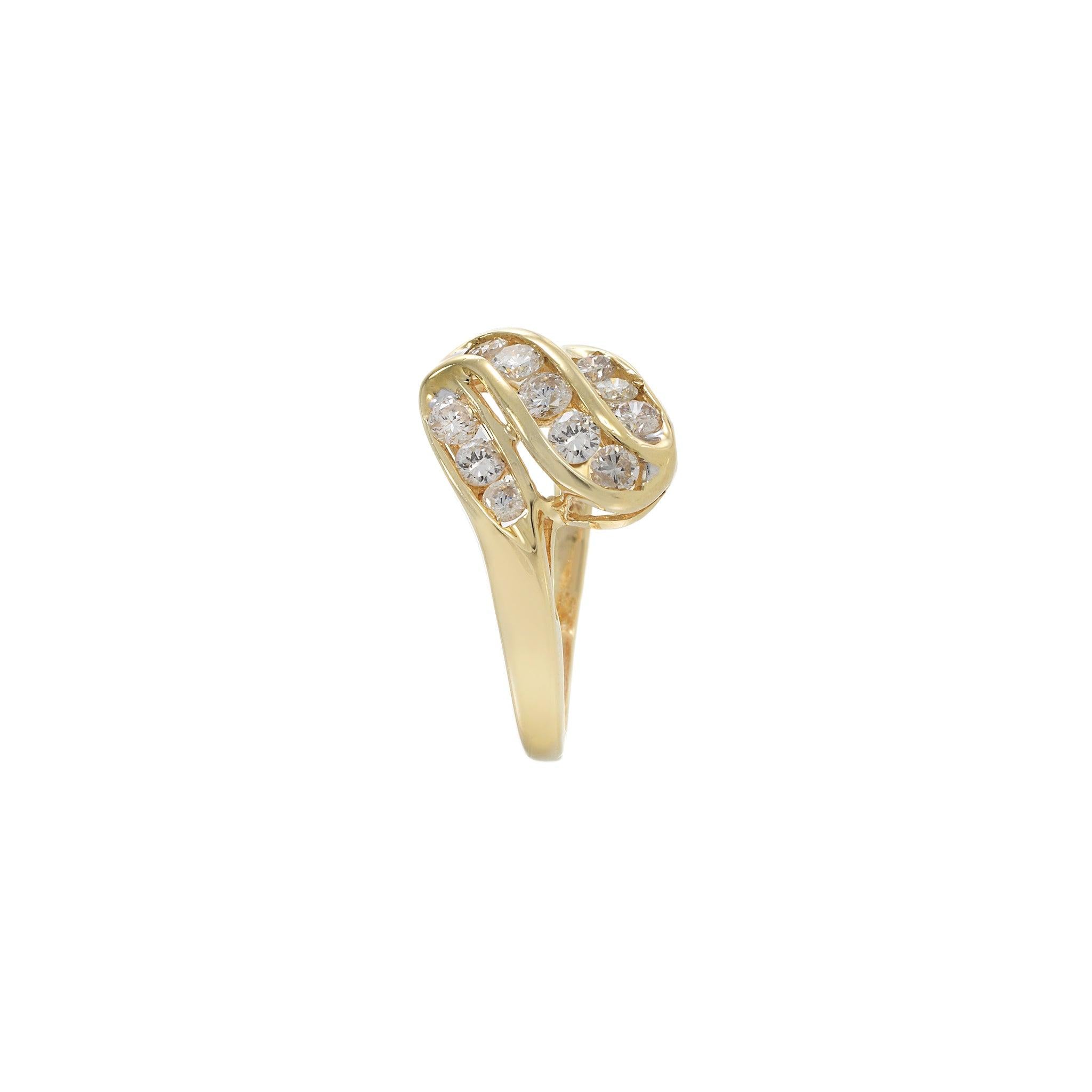 Estate 14KT Yellow Gold Swirl Diamond Ring