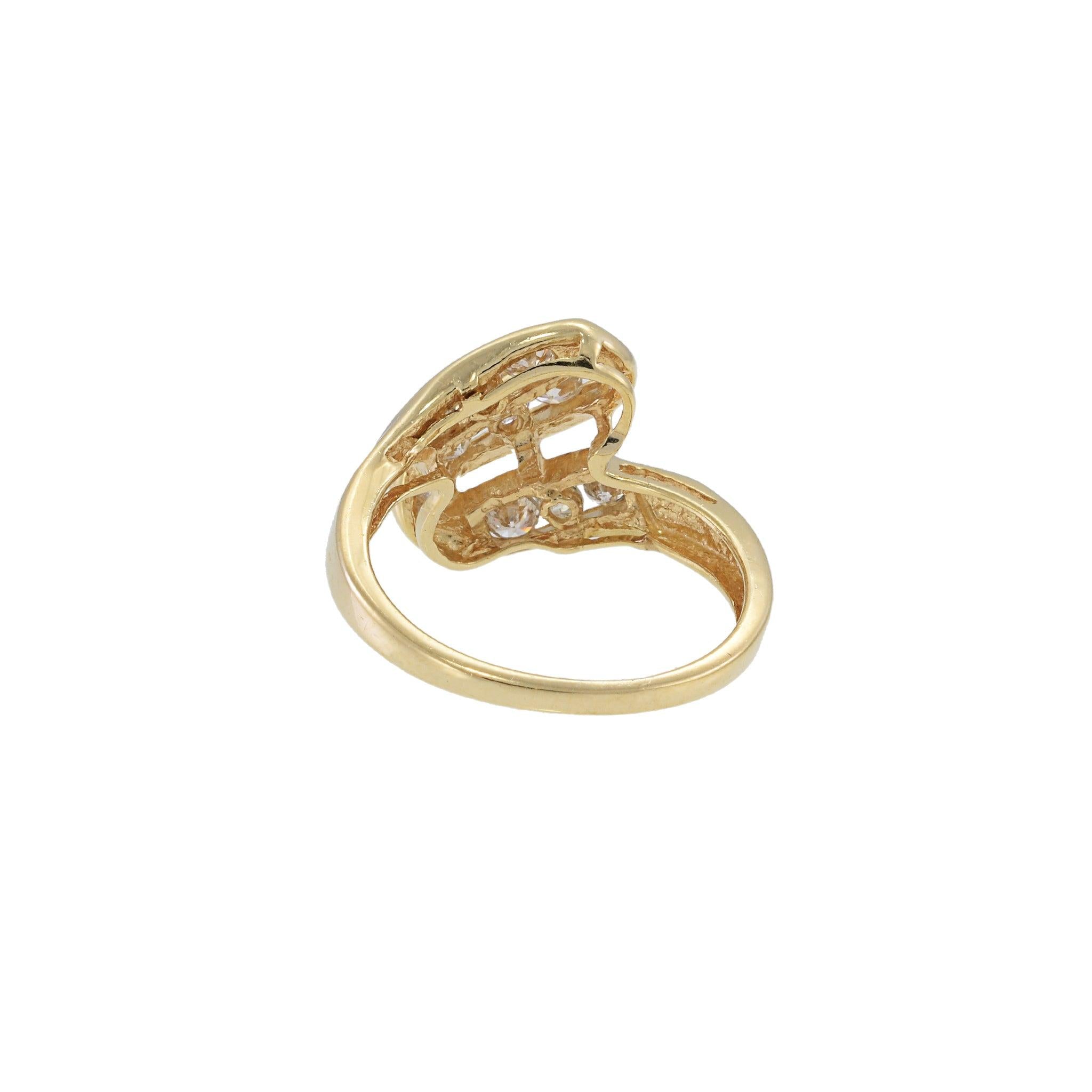 Estate 14KT Yellow Gold Swirl Diamond Ring