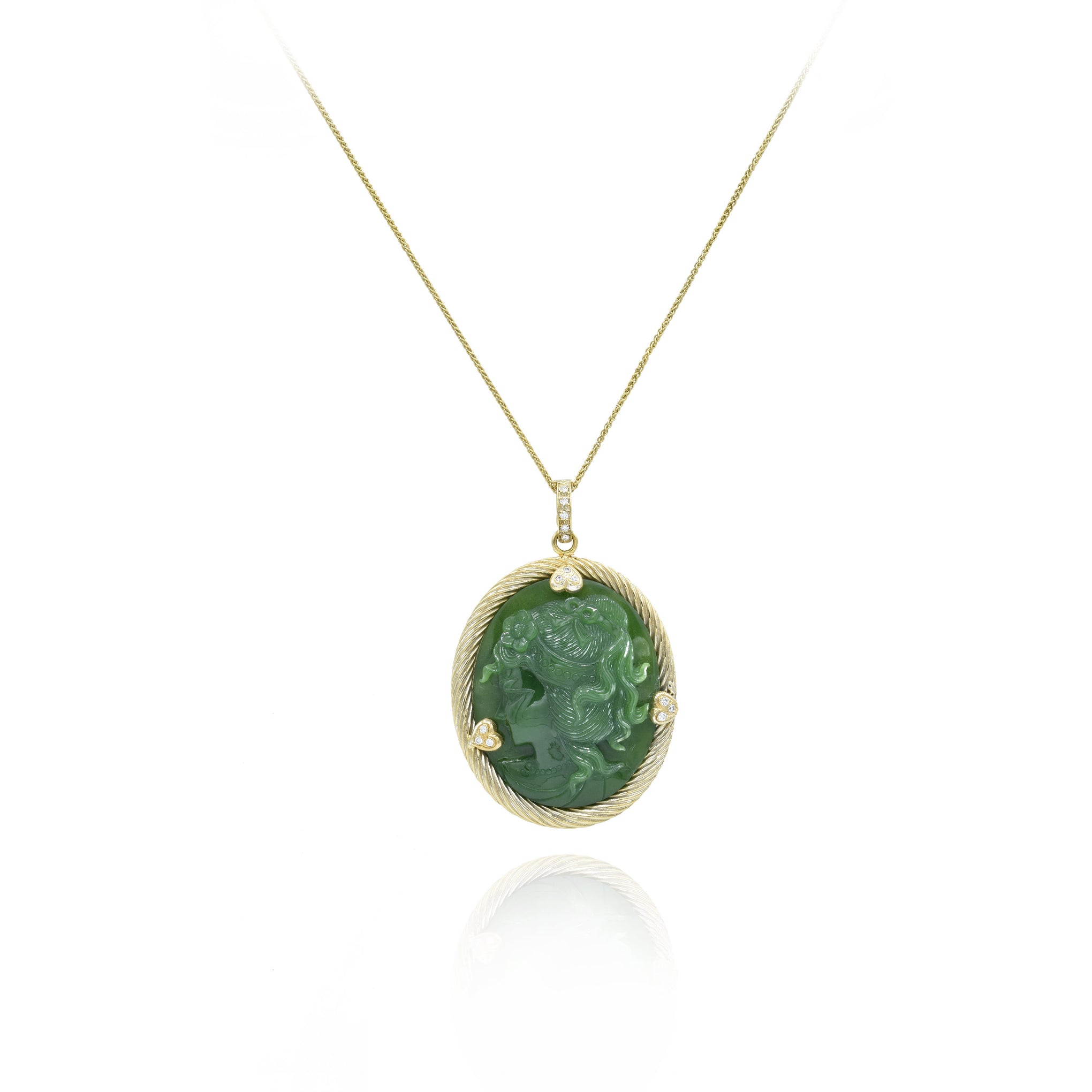 Estate 14KT Yellow Gold Carved Jade Pendant