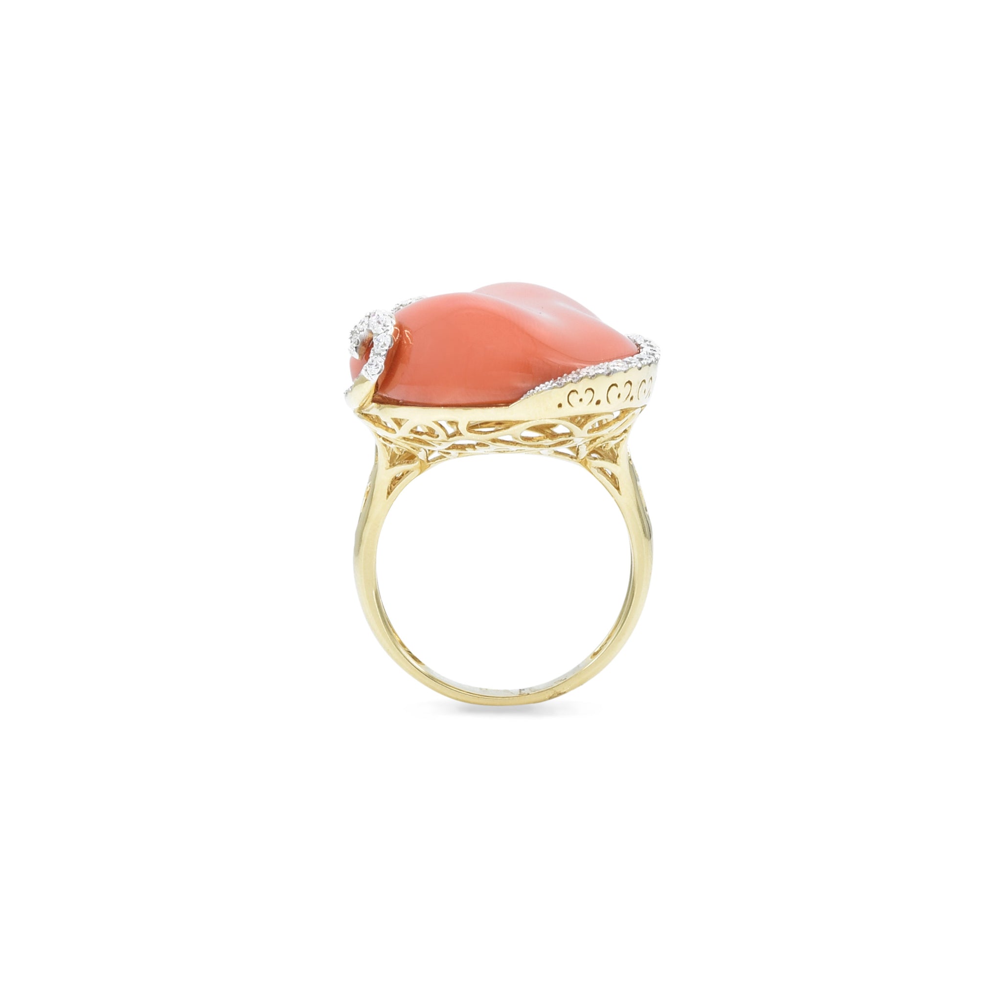 18kt Yellow Gold Coral Ring