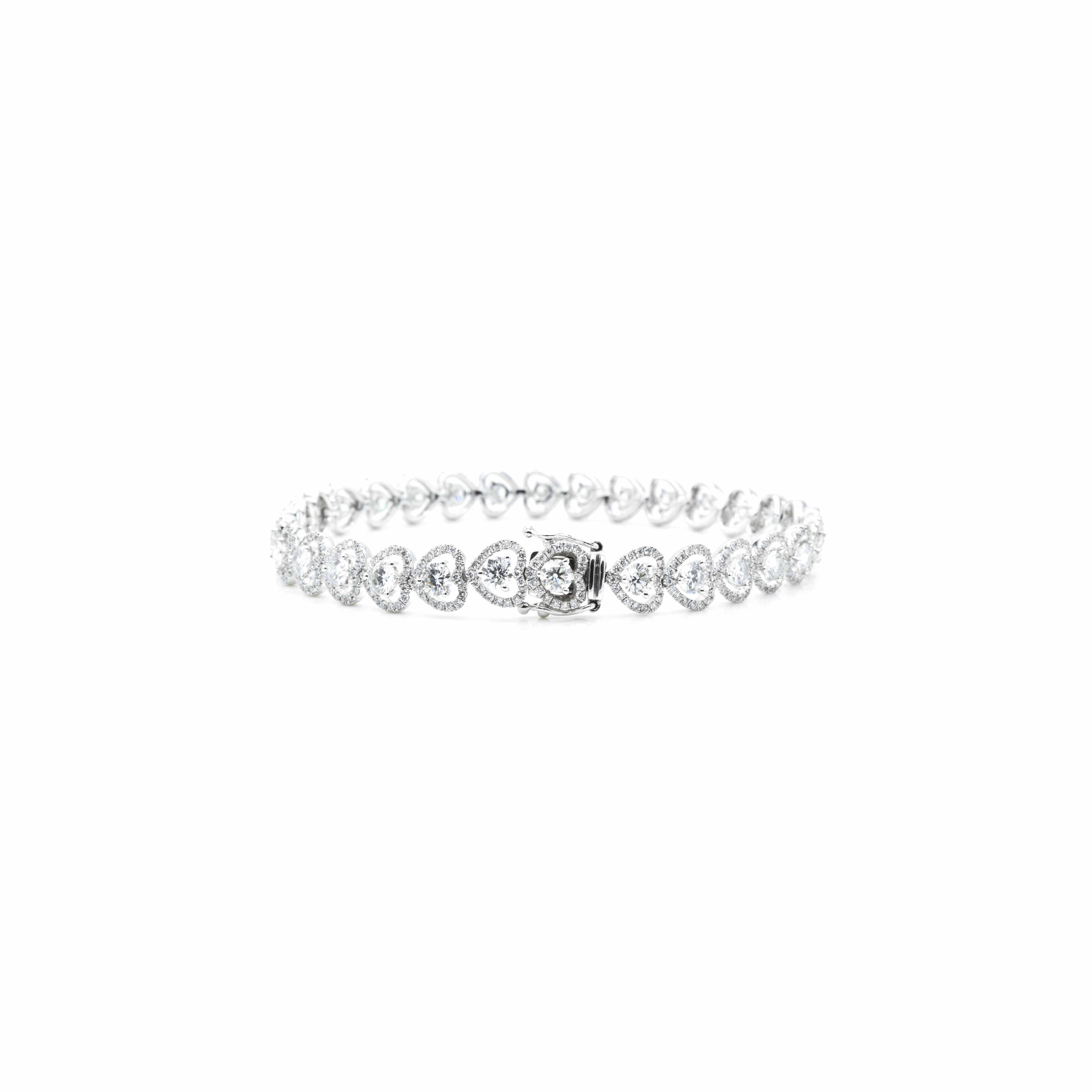 18kt White Gold Fancy Link Diamond Bracelet