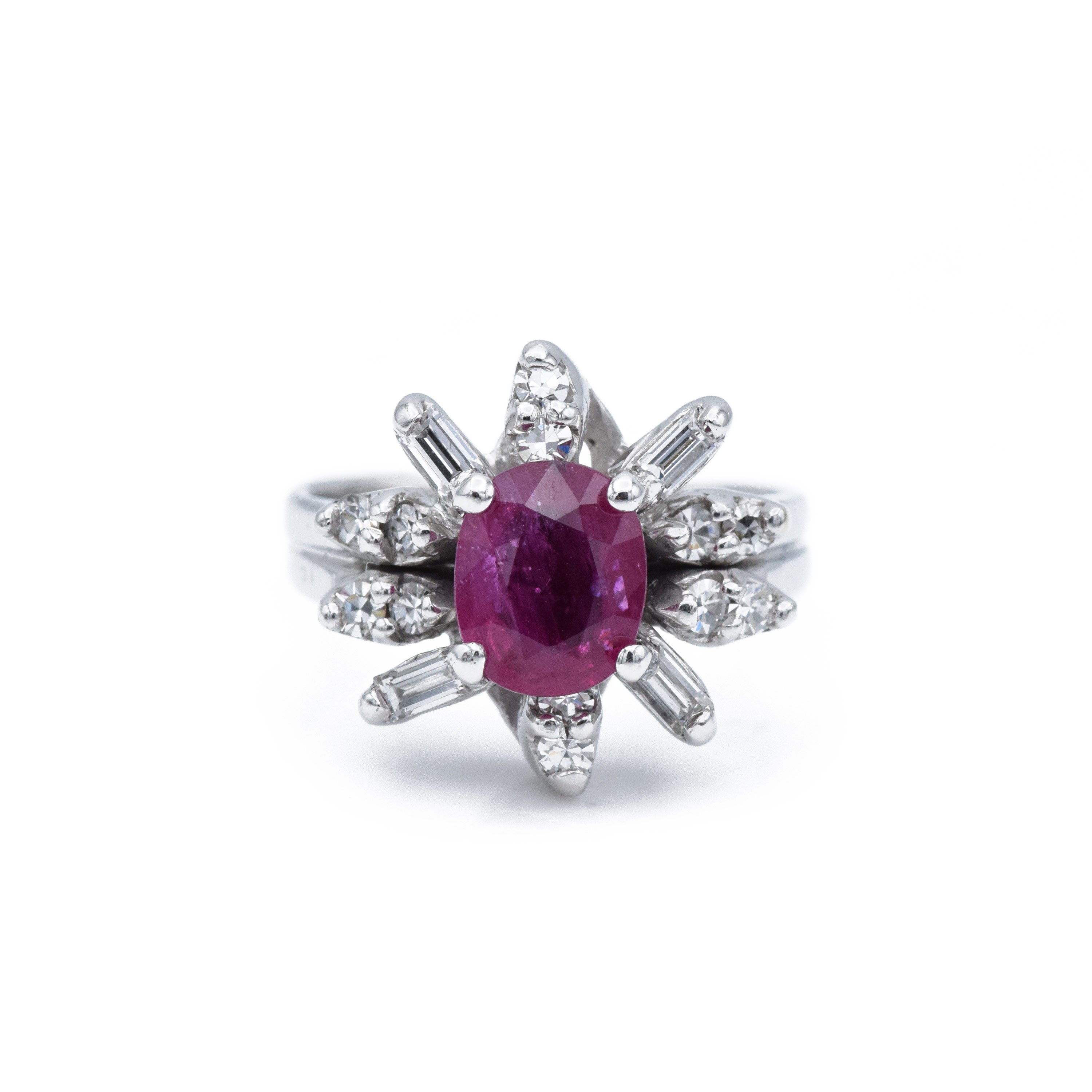 Vintage c.1950's 18kt Gold, Diamond & Oval Ruby Ring